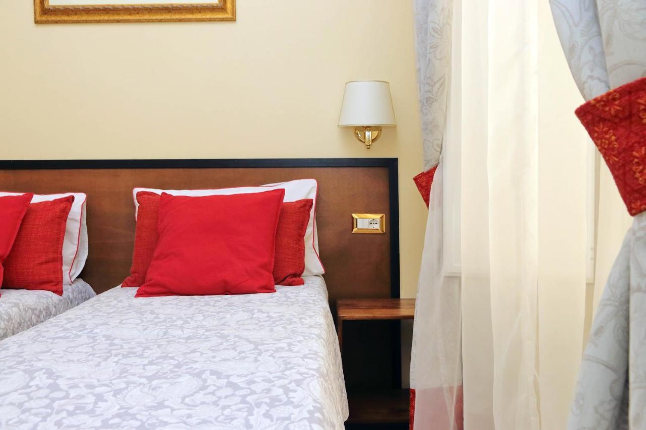 Fancy Guesthouse Vatican Rome Exterior photo