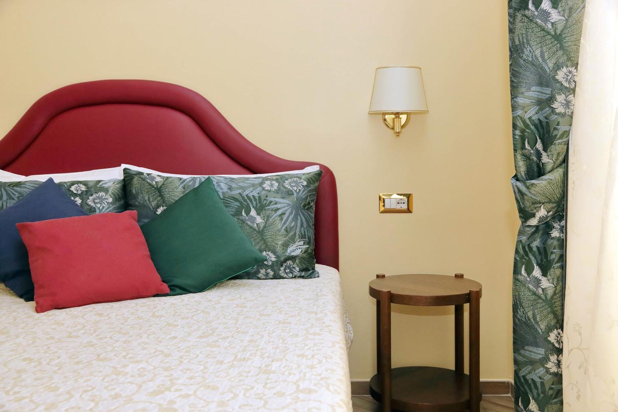 Fancy Guesthouse Vatican Rome Exterior photo